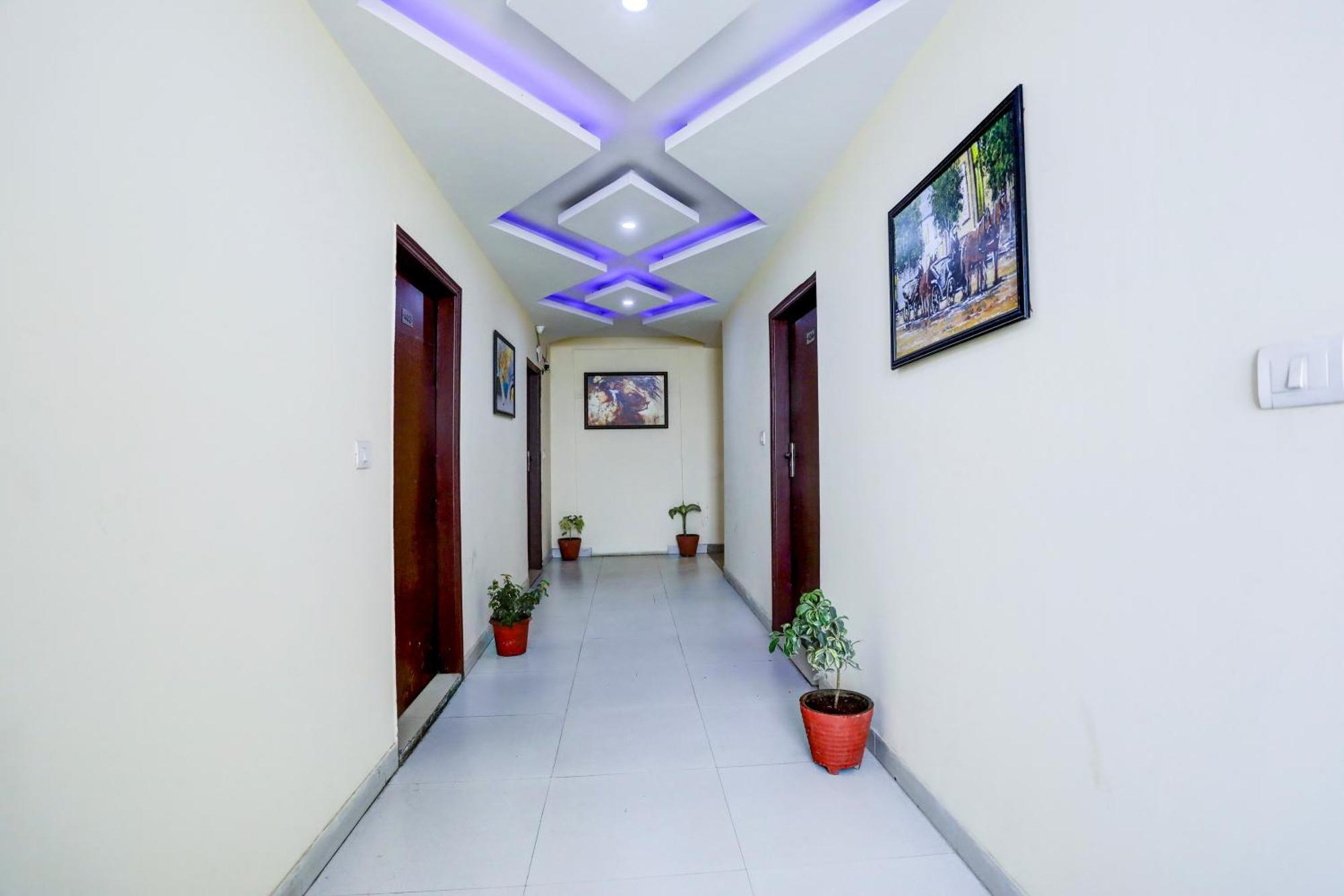 Global Stay Near Delhi Airport New Delhi Luaran gambar